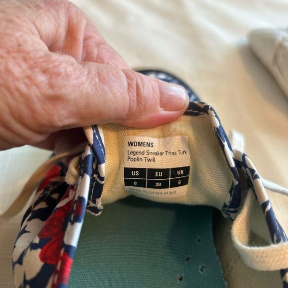 SeaVees Legend Trina Turk Poplin Twill Floral Sneakers 8 - Picture 6 of 6